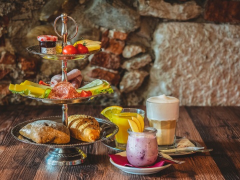 1200x900_Cafébar-Barock-Solothurn-Zmorgeturm